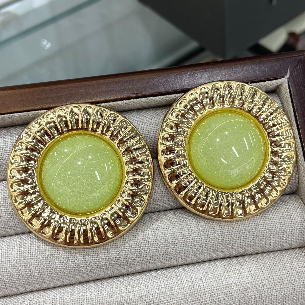 Medieval Vintage Round Earrings, Retro Metal Edge Resin Gemstone Stud Earrings, Niche High-End Earrings