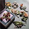 Vintage Floral Brooch Pin With Alloy Material For Wedding Gift And Souvenir