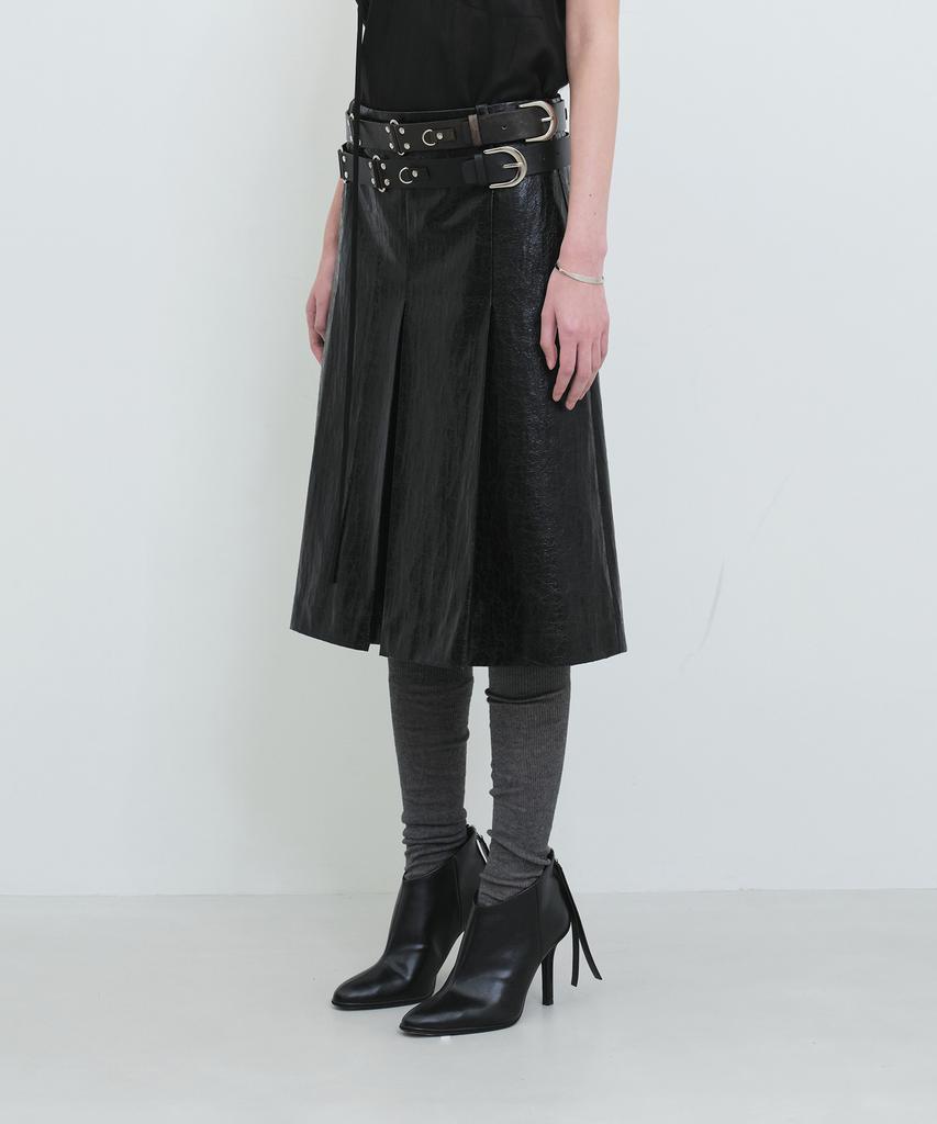 Yunse Four Leather Wide Pleated Skirt (Cracked Black)