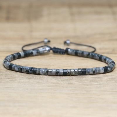 Bracciale di Perle Piatte di Labradorite – Accento in Ematite Regolabile Gioielli Boho, Regalo Intuizione Protezione per Uomini Donne