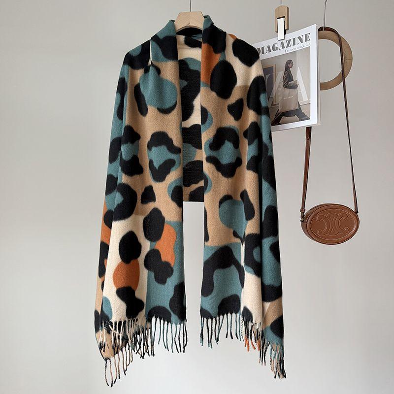Retro Colorful Leopard Print Scarf Contrasting Tassel Long Shawl Trendy Multi-color Leopard Print Scarf, Warm Winter Tassel Shawl 180×70cm