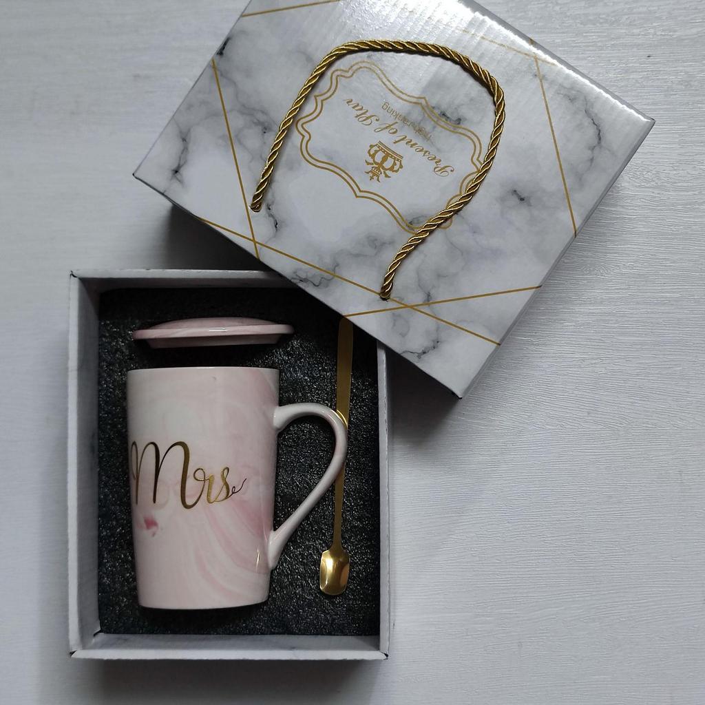 Souvenir Ceramic Couple Cup Set: Perfect for Weddings, Full Moons, Openings, or Business Gifts, with Custom Logo Printing Available.