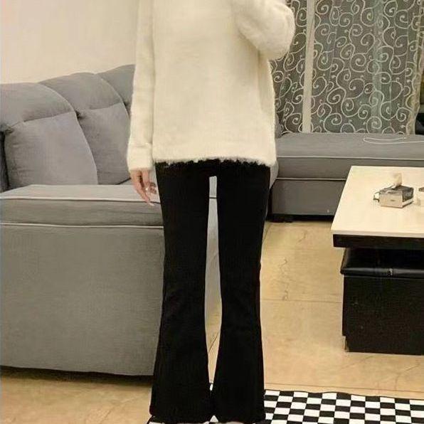

2026 Trendy Black Stretchy Micro-Flare Jeans for Pear-Shaped Women - Slimming Wide-Leg Hips-Covering Style XS Recommended 70-80 Jin