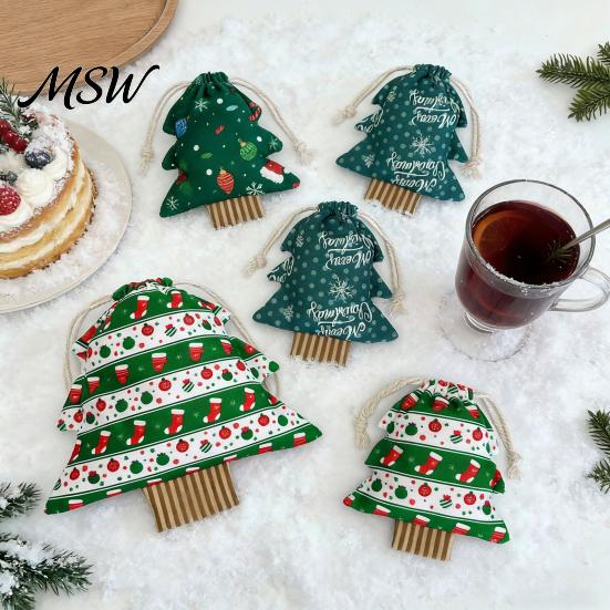 Small Gift Packaging Christmas Tree Shaped Bags with Drawstring, Reusable Holiday Fabric Bags, Drawstring Storage Pouches Winter Goodie for