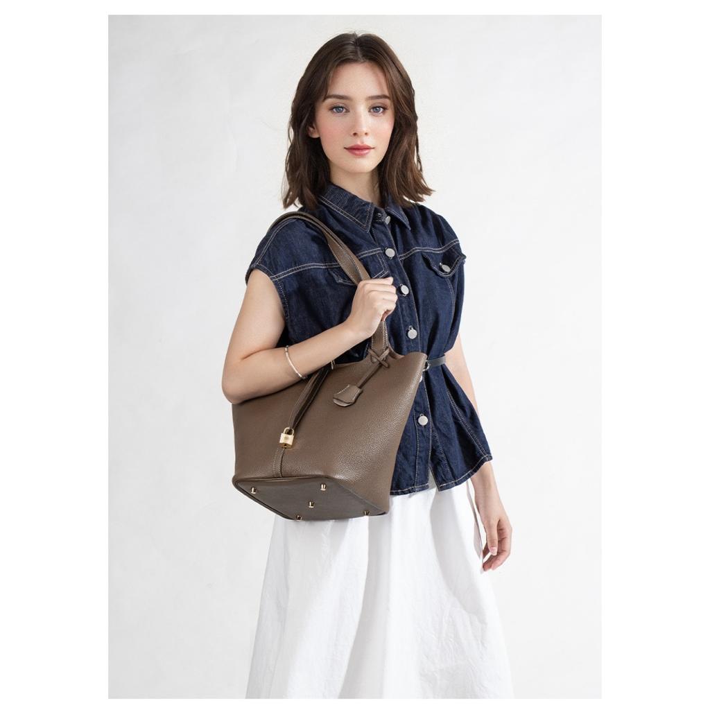 Large High-quality Leather Shoulder Vegetable Basket Bag, First-layer Cowhide, High-end Exquisite Portable Bucket Bag, Women's Bag.
