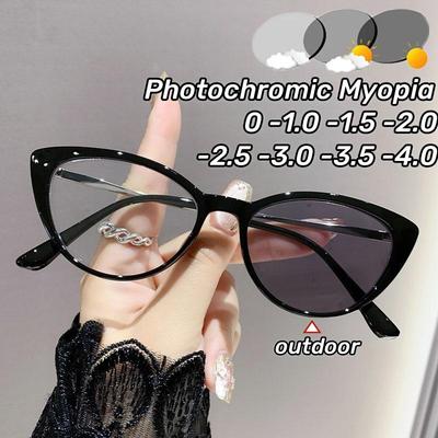 Katzenaugen Photochrome Myopiebrille für Damen Retro Kleiner Rahmen Farbwechsel Kurzsichtigkeitsbrille Blaulichtfilterbrille