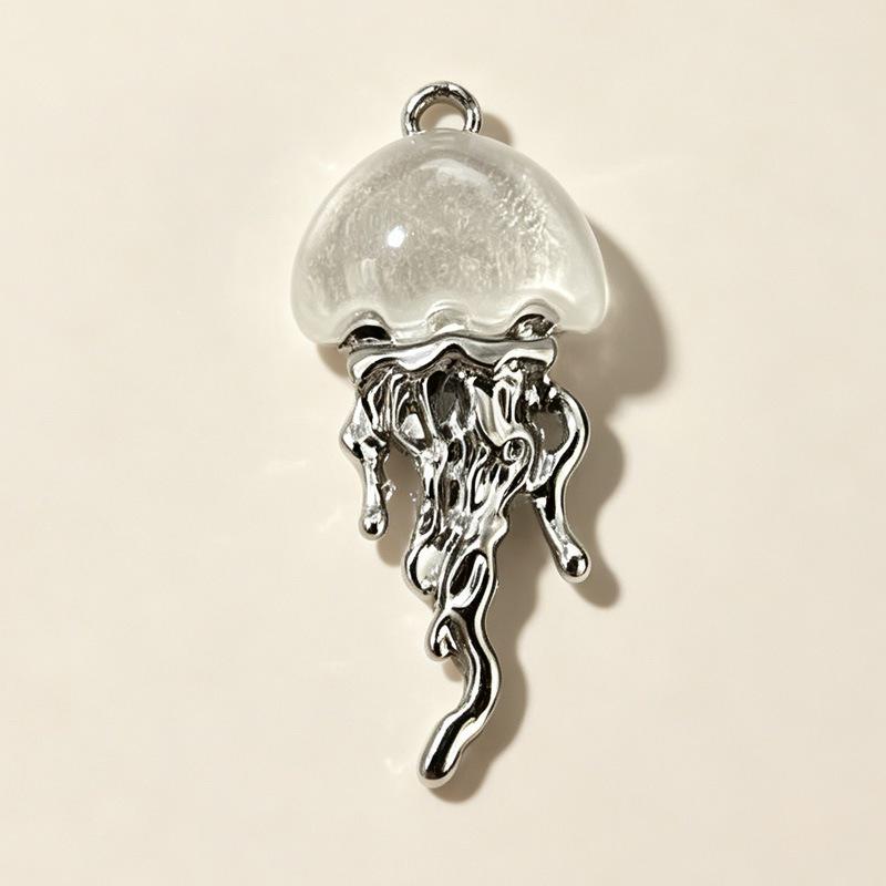 "Deep Sea Healing" Fresh Jellyfish Necklace - Romantic Summer Seaside Accessory