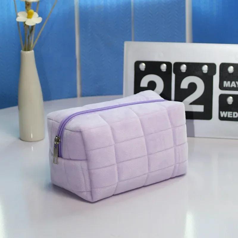 Fur Makeup Bags for Women Soft Travel Cosmetic Bag Organizer Case Cute Lady Girls Make Up Case Necessaries 1 Pc Solid Handbags