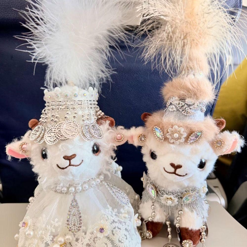Xinjiang Little Lamb Keychain Bare-faced Sheep Tourist Souvenirs Sheep Keychain Bag Decoration