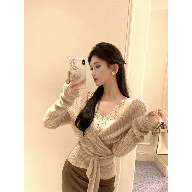 Kumikumi Pure Desire Style V-neck Lace Lace Lace Long sleeve Knit Women clothes Autumn Chic Age-Reducing Chic Top