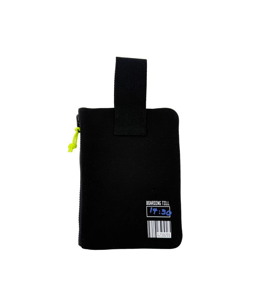 Get It On Signature Strap Pouch_Black