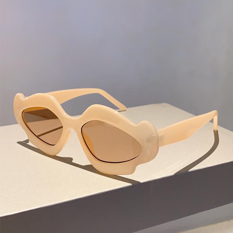 Vintage Flower Women Sunglasses  New Stylish Irregular Shape Gradient Shades Trendy Luxury Brand Design Party Eyewear