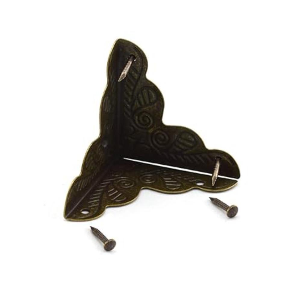 100 Stück Möbel-Eckenschutz, Antik-Bronze, dreieckige Kante, dekorativer Metall-Eckenschutz für Aufbewahrungsbox, Schmuckschatulle, Schrank, Couchtisch