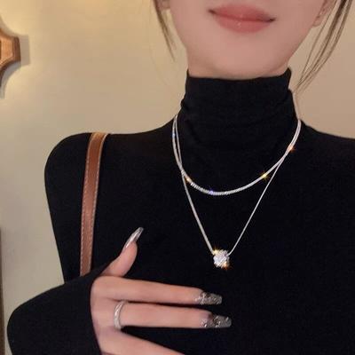 Collier en métal empilé à double couche pour femme, chaîne de clavicule légère de luxe haut de gamme, chaîne de pull de tempérament, chaîne de cou