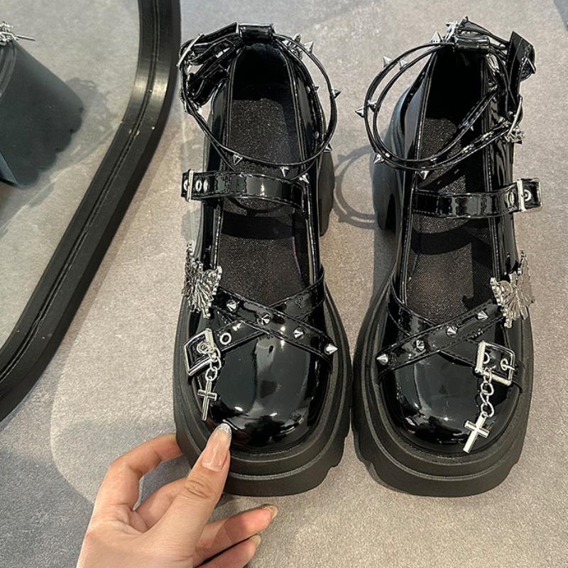 Square Heel Shoes Summer New Round Head Shallow Mouth Metal Buckle Rivets Waterproof Platform Non-slip High Heels