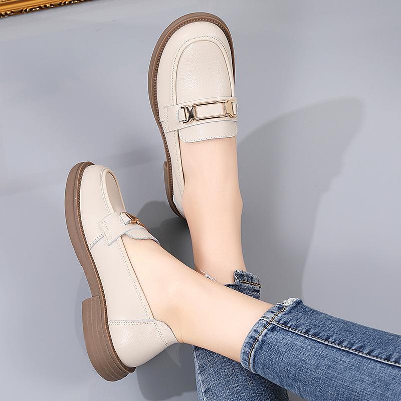 Leather Loafers for Women In SpringSeason BrandNew Lady British Style Leather FootPairs for Lady FootPairs Small Fragrance Style Single FootPairs