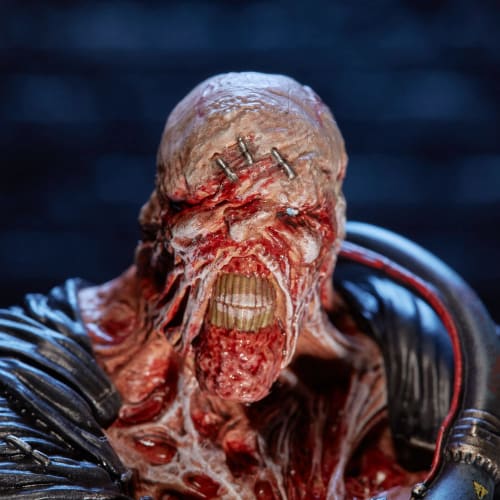 Resident Evil/Nemesis Statue