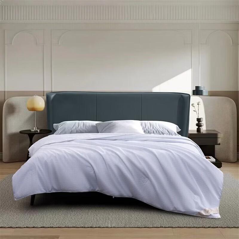 Mercury Sindera Tussah Silk All-Season Quilt