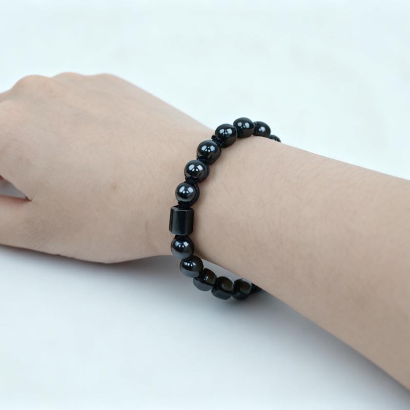 Ručně tkaný náramek z hematitu a černého žlučového kamene s korálky