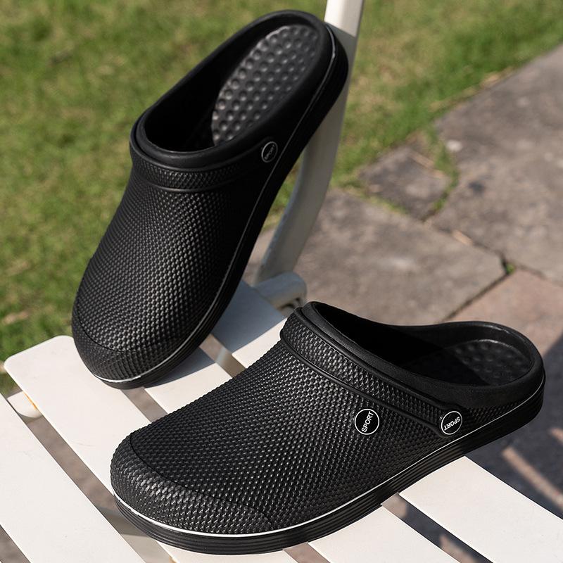 

Hole shoes men s summer wear casual bag head slippers men s driving sports soft-soled beach sandals 40 чорний