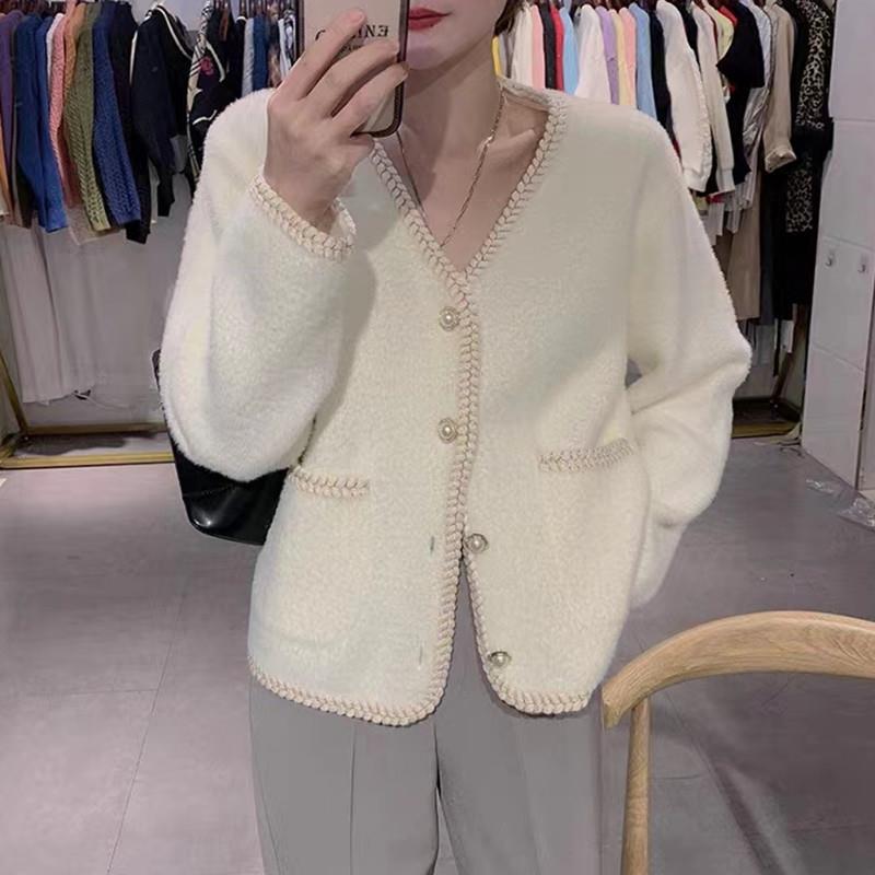 

French temperament women s clothing high-end sense elegant celebrity gold silk edge imitation mink velvet knitted cardigan women s autumn and winter 47-294 (average size) білий