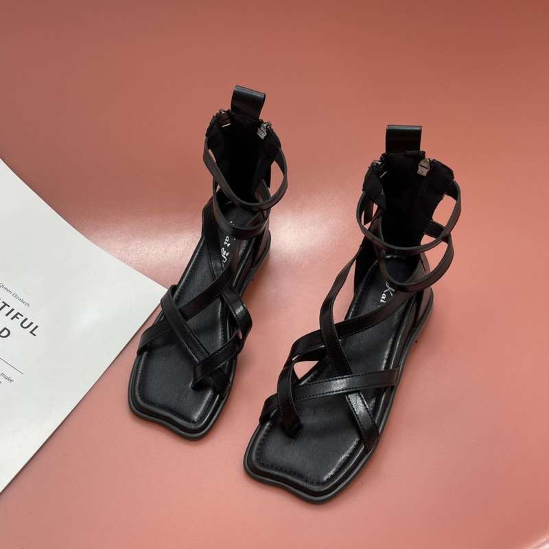 

2025 popular new wedge heel women s shoes inner height increase brown Roman shoes fashion student cover toes do not grind feet sandals women 35