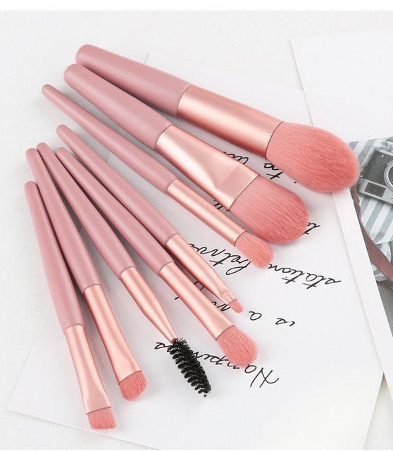 8 Makeup Brush Sets