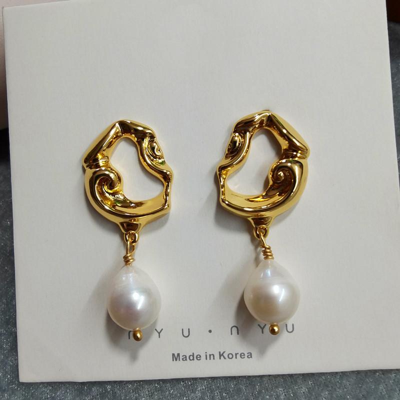Wrinkled face lava metal baroque natural pearl beads korean women's earrings