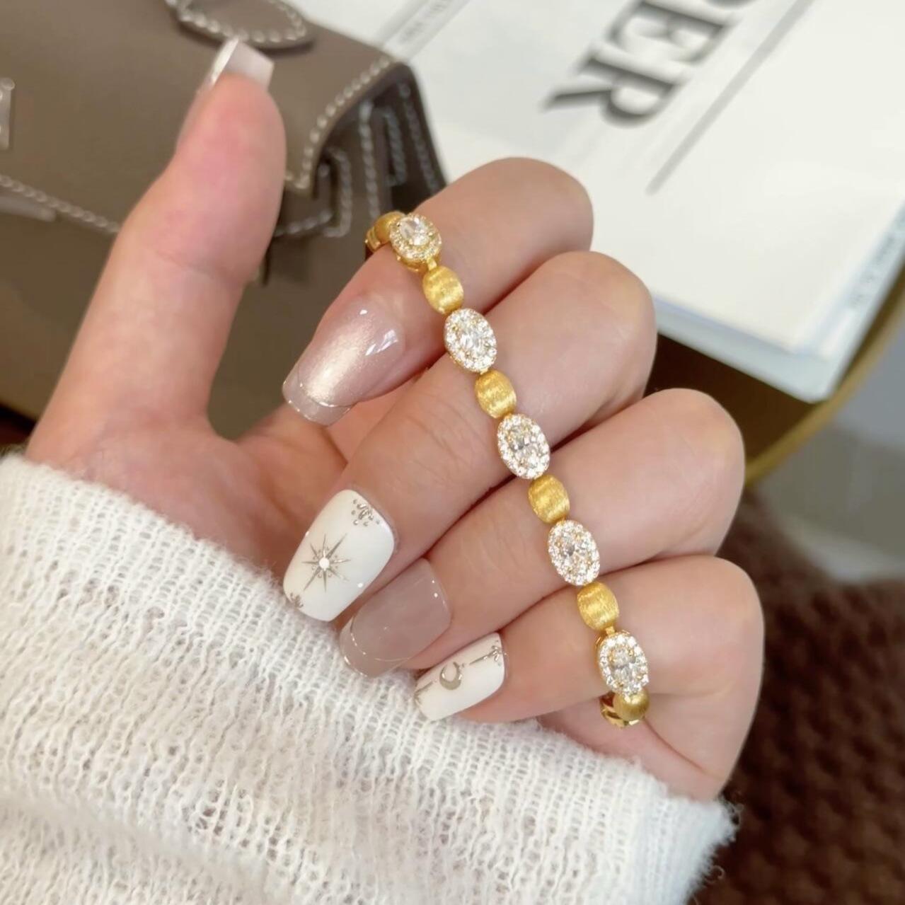 Heavy Industry Handmade Brushed Egg Surface Full Diamond Bracelet Zircon French High-Grade Light Luxury Temperament Jewelry Full Of Stars