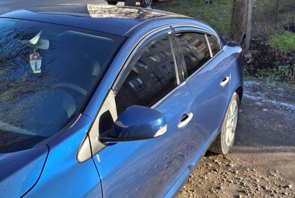 

Вітровики з хромом (4 шт, Niken) для Renault Fluence 2009-2016 рр.