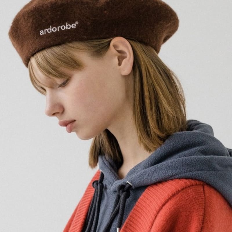 

Береты из шерсти с вышивкой логотипа ARDOROBE AAC193002-BN FREE