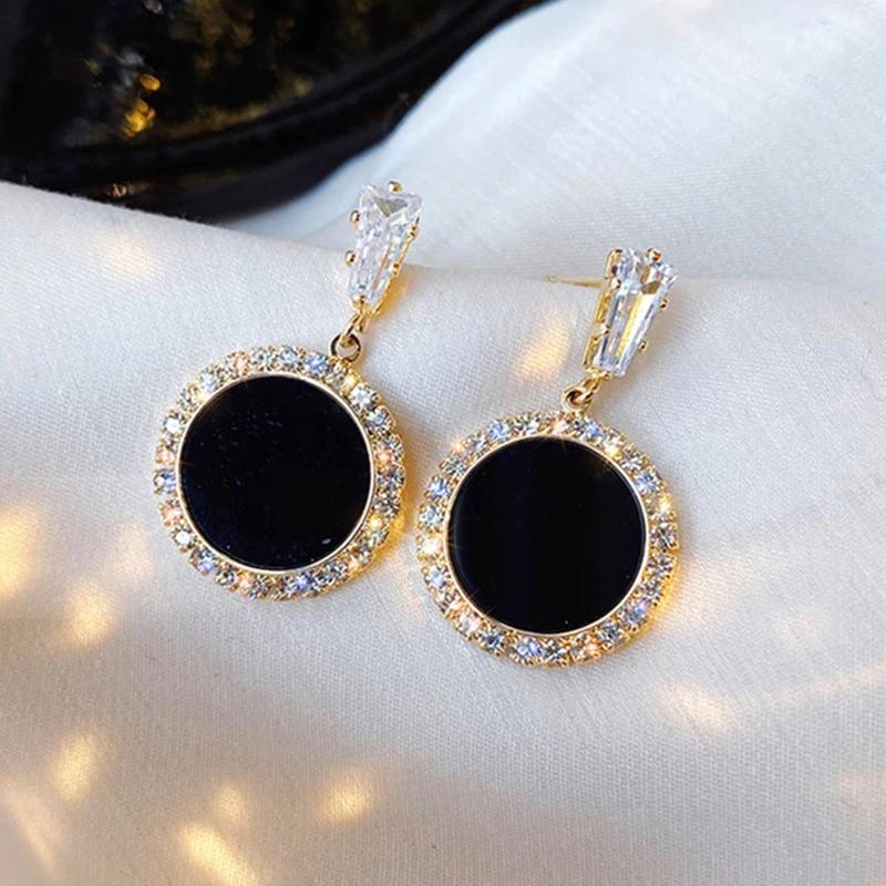 Korean version of new black round rhinestone earrings fashion simple and versatile temperament female wedding earrings jewel