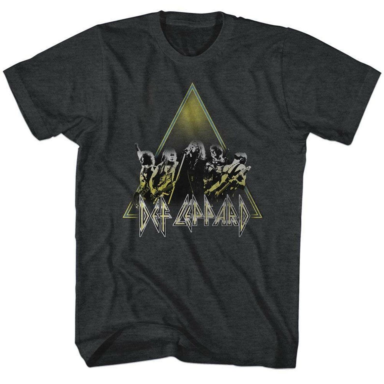 Def Leppard Performing Black Heather Adult T-Shirt L