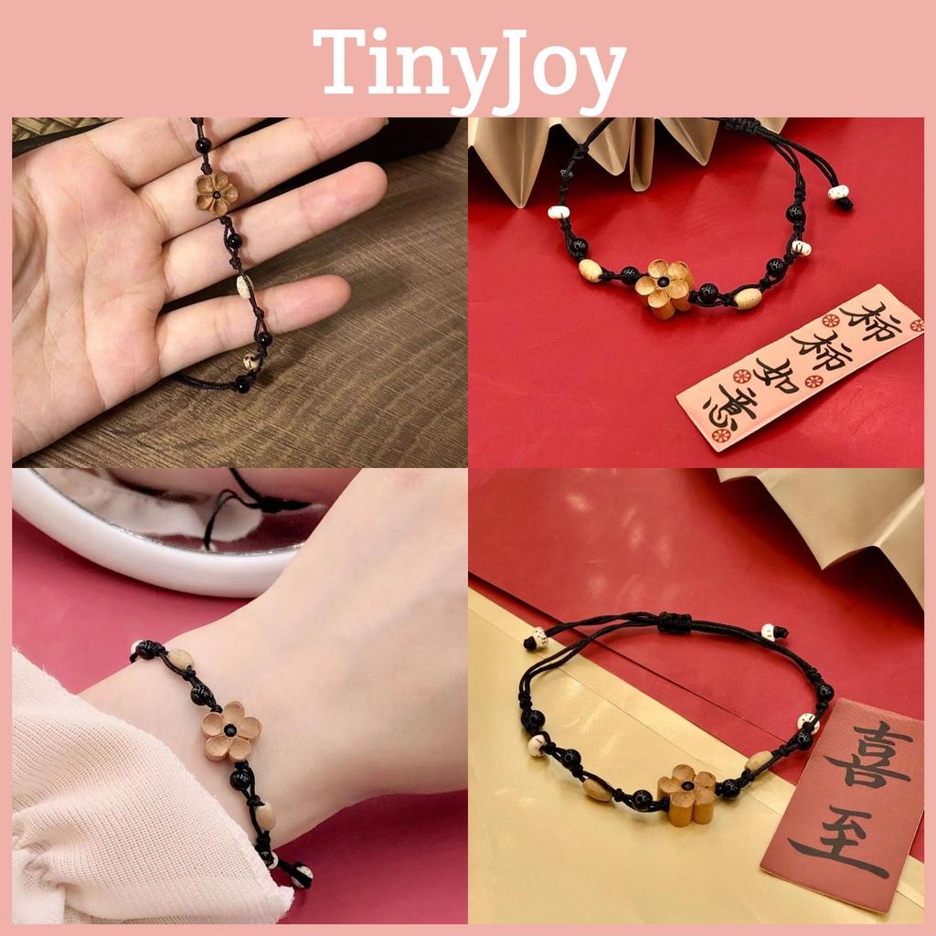 Blossom Peach Chic Adjustable Bracelet For Women Featuring Delicate Floral Design