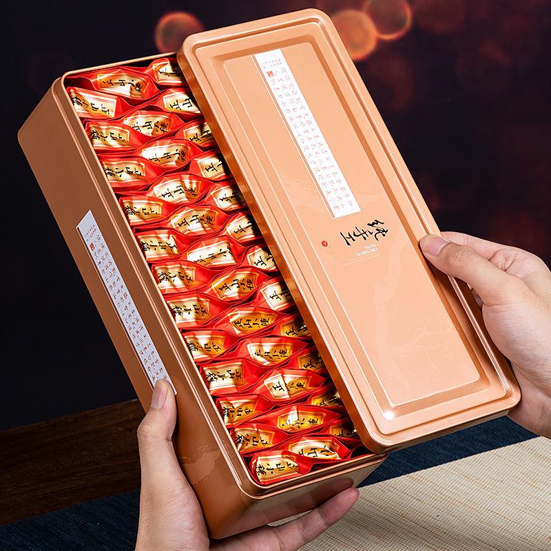 

Черный чай мелких пород с горы Уи, черный чай с суперсильным ароматом, настоящий 2024 год, новый дикий чай, питательный желудок, подарочная коробка, 72 пузырька