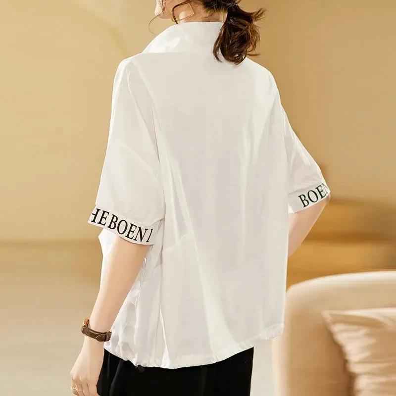 T-shirt da donna estiva a maniche corte senza tasche, con cuciture stampate, colletto alla coreana, zip, top casual