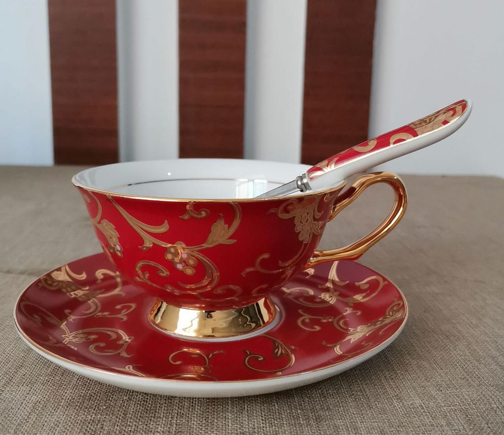 1 set Vintage Benporslin Teset, Utsökt Keramiskt Blommönster Kaffekopp Med Gulddekor, Matsal- Och Bordsdekor