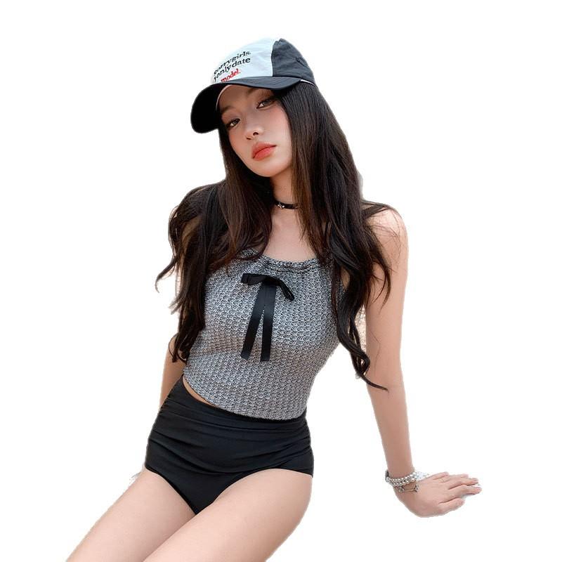 Korean version of bikini swimsuit women's 1011 new sexy slim backless neck high-sense split swimsuit women