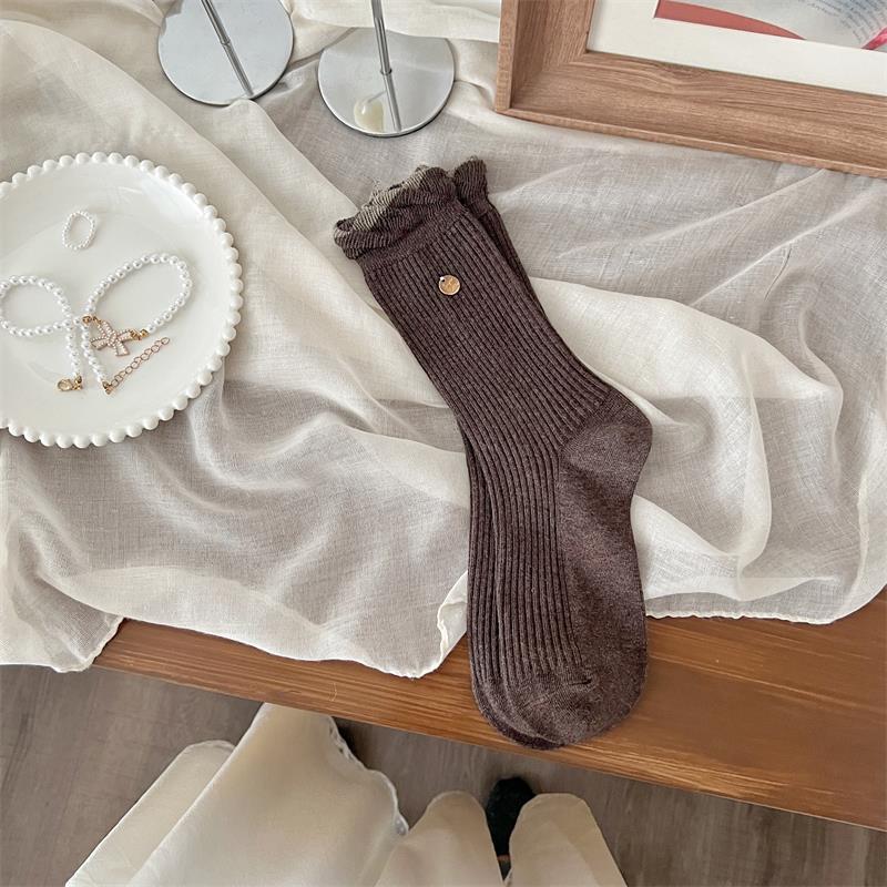 

Women s Retro Ruffled Gold Buckle Mid-Calf Crew Socks, Ballet & Japanese Style, Versatile Solid Colors One Size кавовий