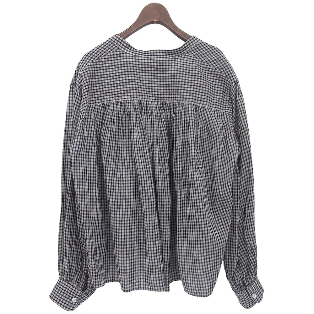 INDIA INDUSTRY Excellent condition Bshop exclusive check keyhole neck pullover shirt, women's, gray and navy. tops 1 Gray / navyUsed