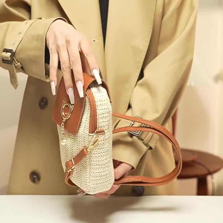 Niche Women's Mini Phone Crossbody Bag - 2025 Trendy Shoulder Bag