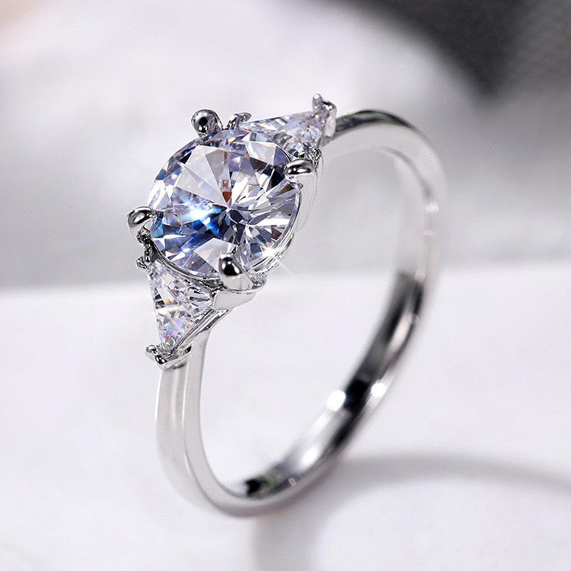 

2026 Hand Jewelry European and American Exquisite Round Zircon Women s Ring White Gold Micro Set Women s Ring no.6 платиновый