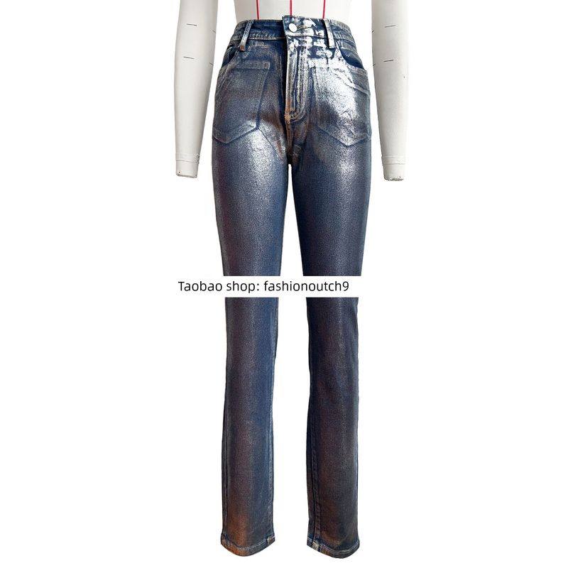 

29025 Процесс горячего тиснения для серебристых облегающих эластичных джинсов Silver S