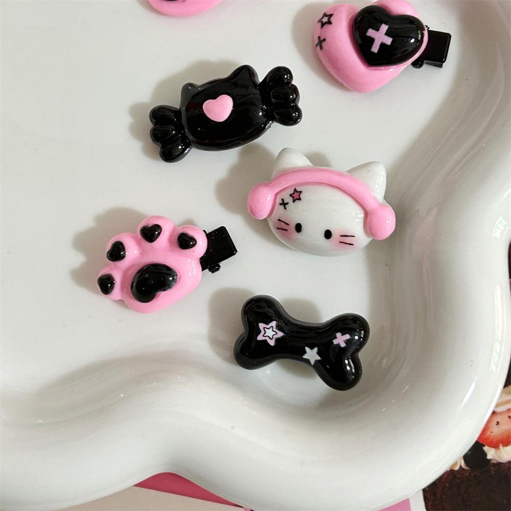

Y2K Cartoon Fish Hairclip Plastic Cat s Paw Hair Clip Headwear Cat Head Hair Clip Daily