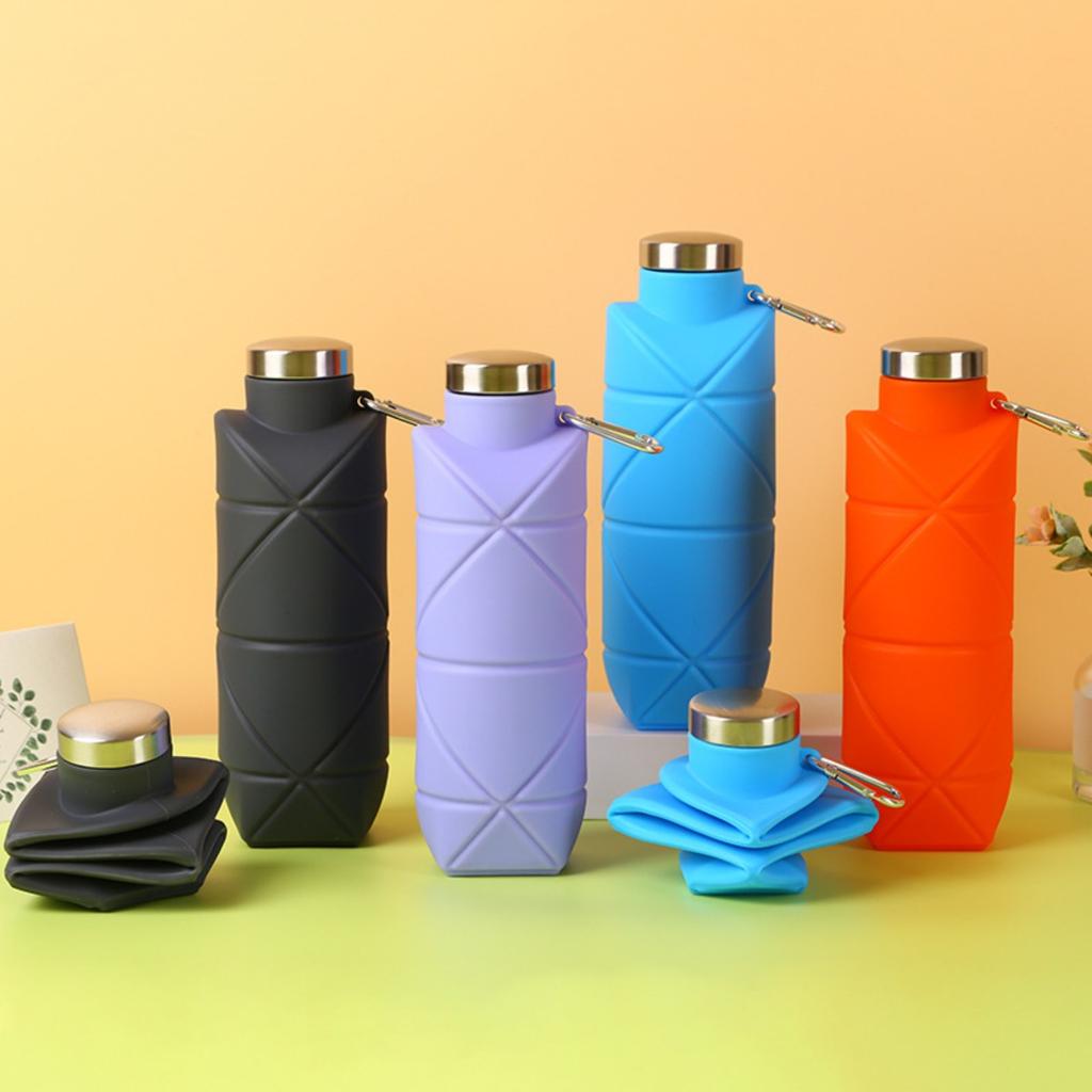 Silicone Collapsible Water Bottle, 700ml Portable Sports Bottle for Running Gym Hiking, Leak-Proof Foldable Flask with Carabiner Clip