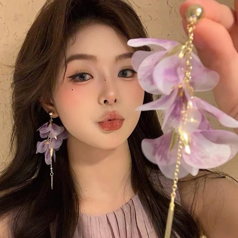 Pink Fabric Flower Clip on Earrings for Women Fashion Handmade Long Tassel Ear Clips Sweet Temperament Banquet Vacation Jewelry