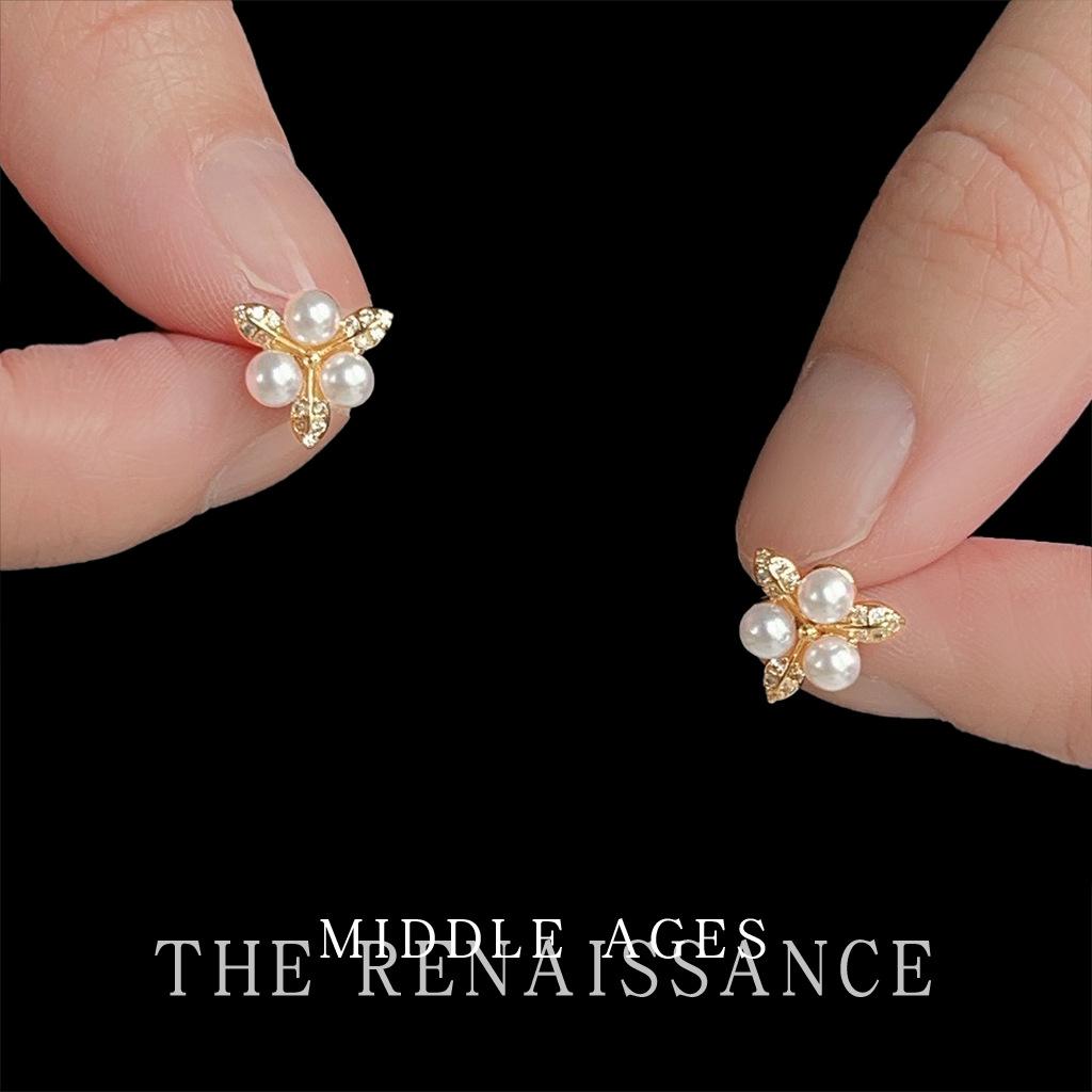 

French micro-inlaid zircon pearl leaf stud earrings simple earrings women