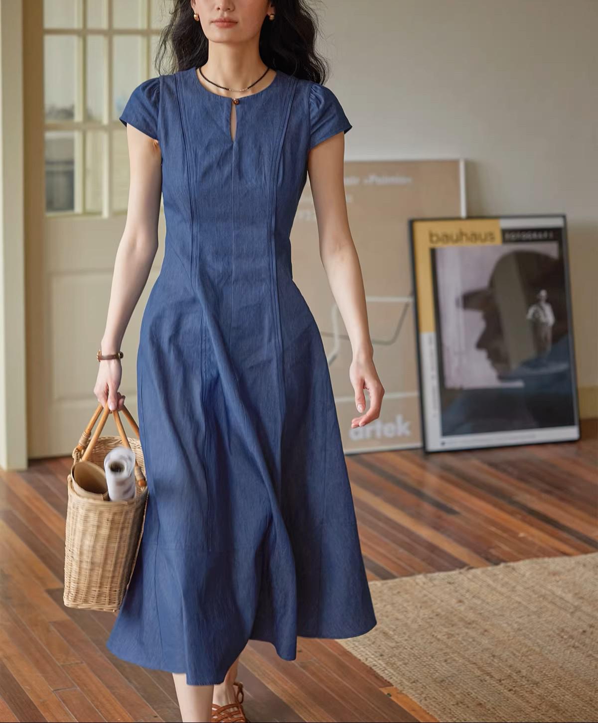 Solighter Elegant Waist-Cinched French Summer Dress 2026, Single-Button Round Neck, Slimming Long Style M