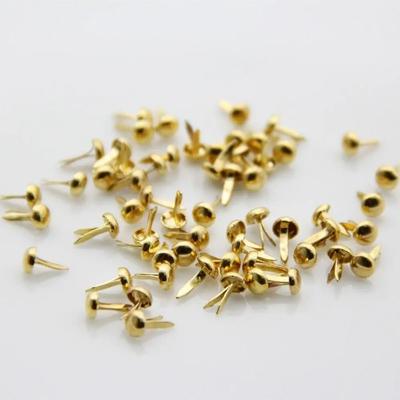 4.5MM/8MM Borchie Metallo Rotonde Mini Borchie Spike per Scrapbooking Decorazione Fissaggio Fai da Te Artigianato Fatto a Mano Accessori.