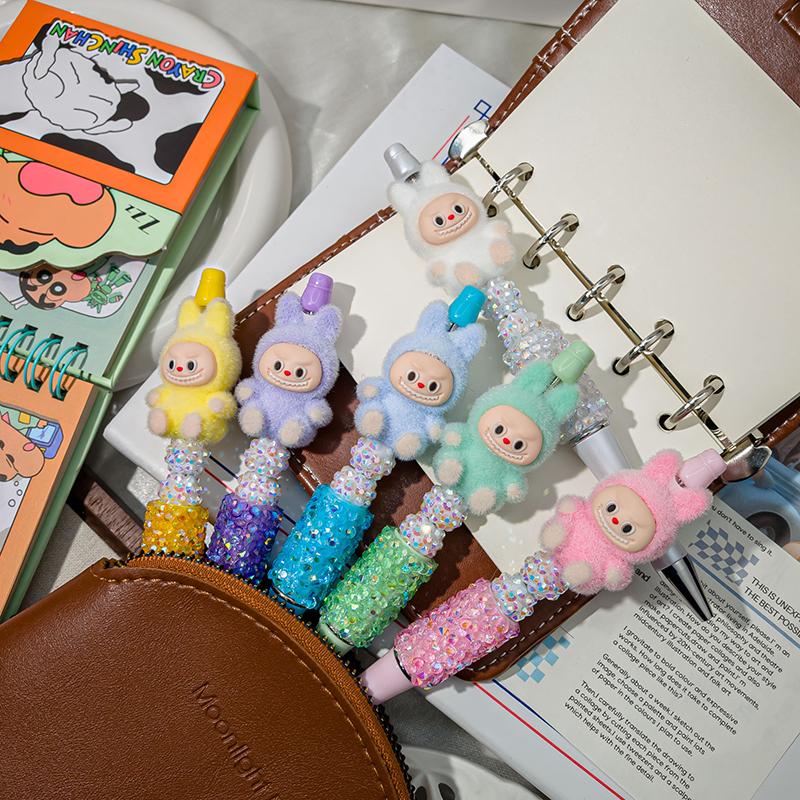 1 kus Flocking Labubu Kawaii Korálkové šňůrkové pero Roztomilá kreslená kuličková tužka Studentské psací potřeby Kancelářské potřeby Dárky
